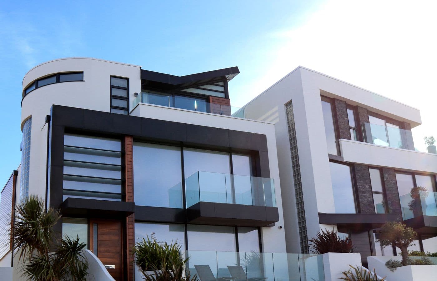 Aluminium facade system